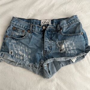 One Teaspoon Distressed Bandit Shorts - Size 26W